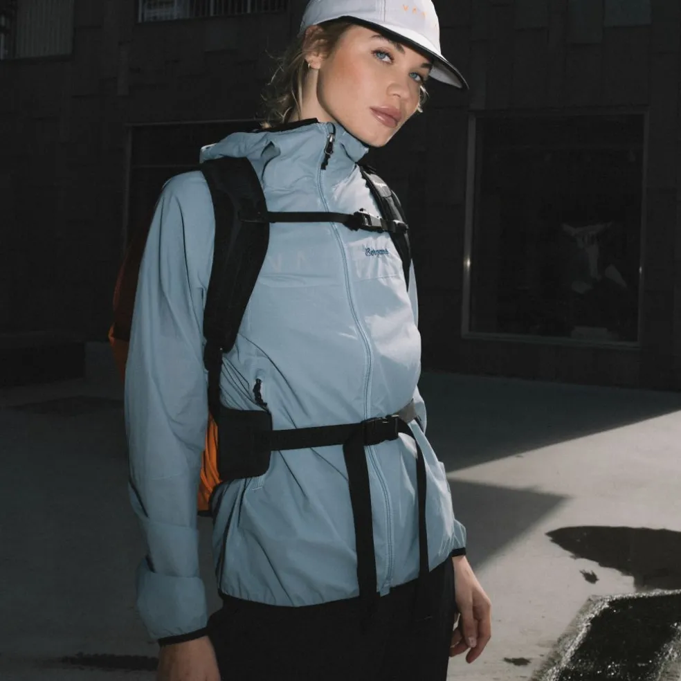 Vaagaa Windbreaker Jacket Women