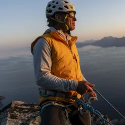 Y MountainLine Light Insulated Air Vest Men